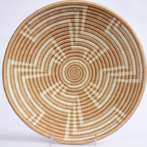Handwoven Rwanda Basket: Brown & White Sisal, 14&quot; Kamaria