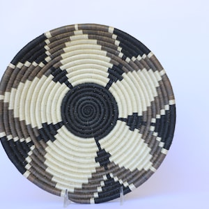 Small African wall basket, sisal basket, Woven basket, Hanging basket, Gift for her. Rwanda basket, 8&quot; wide, Nime. Gray, Black and White