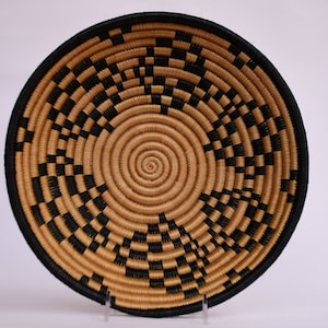 Inyenyeri Large wall basket, African wall basket, Home Decor, Wall Decor, Boho decor, African art, fruit bowl, 12&quot;. Black and Tan