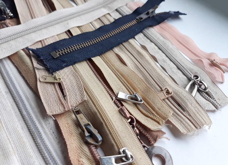 50 Vintage Sewing Zippers 4 to 24 Inch Length Used Invisable Etsy