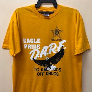 Vintage D.A.R.E Dare tour tshirt