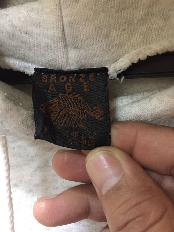 Vintage Bronze Age Surf Skateboard Big Logo BackPrint… Gem