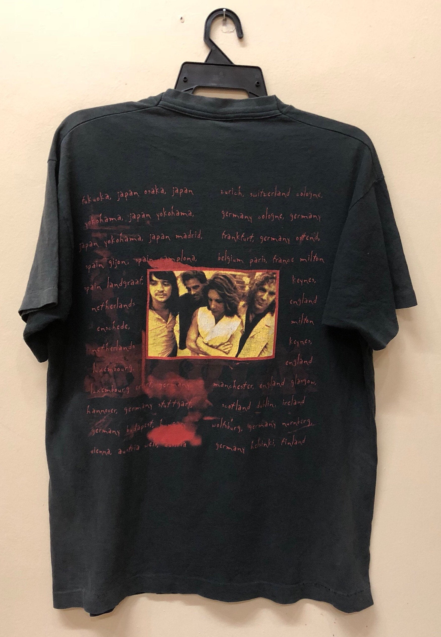 Vintage 90s Bon Jovi World Tour T Shirt Metallica Smashing