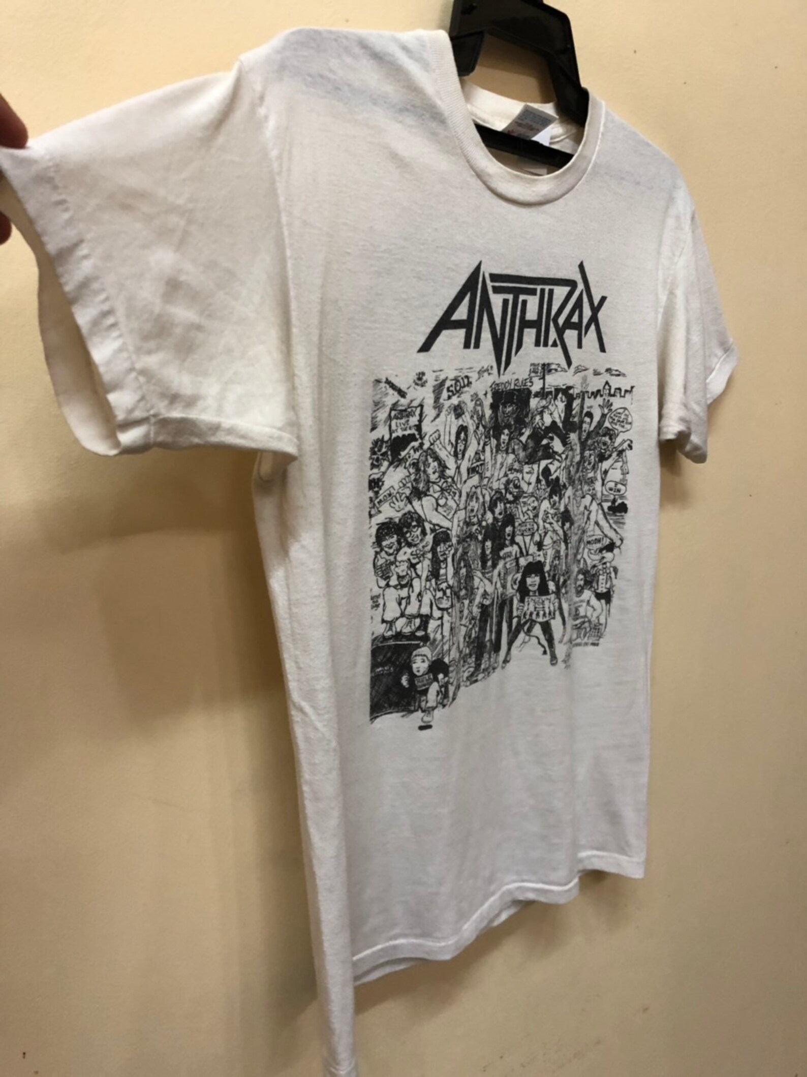 baju vintage anthrax