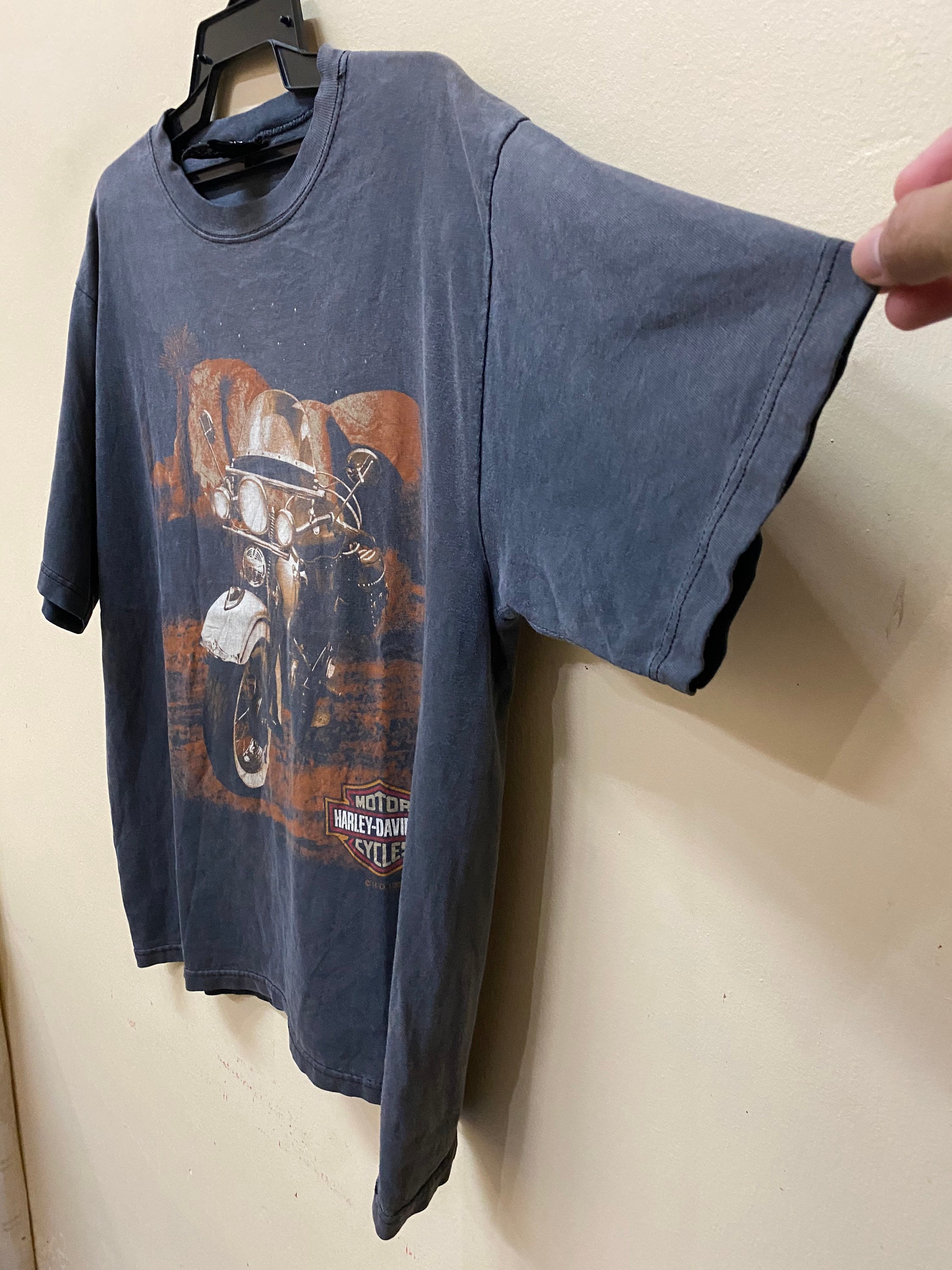 OLDベティー　HARLEY-DAVIDSON 1997 Tee OLD BETTY'S - OLDベティー HARLEY-DAVIDSON 1997 Tee サイズMの