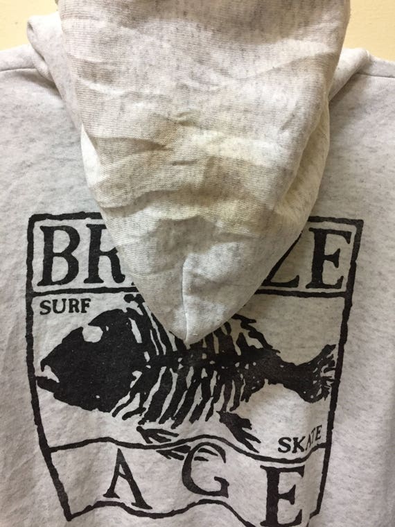 Vintage Bronze Age Surf Skateboard Big Logo BackPrint… Gem