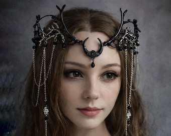 Black Antler Crown with Chains and Crescent Moon – Gothic Fantasy Headpiece