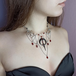 Collana gotica con luna, collana con teschio di corvo, girocollo gotico, gioielli gotici