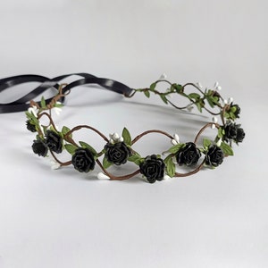 Piccola corona di fiori gotica nera Copricapo con fiori neri Corona da fata scura Copricapo da sposa gotico