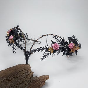 Gothic Raven Floral Tiara with Pink Roses – Black Crown for Fantasy Weddings, Dark Fairy Costumes, LARP, Renaissance Faire