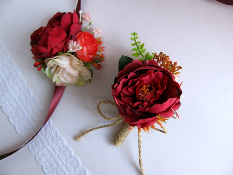 Burgundy flower wedding set Corsage and boutonniere set Wrist corsage and wedding boutonniere Burgundy boutonniere