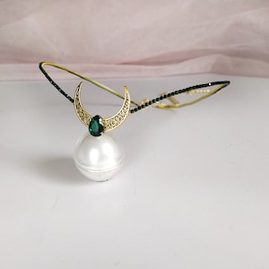 Gold moon headpiece Green moon tiara Elven fairy crown Elf tiara emerald Halloween wedding headpiece Gothic circlet