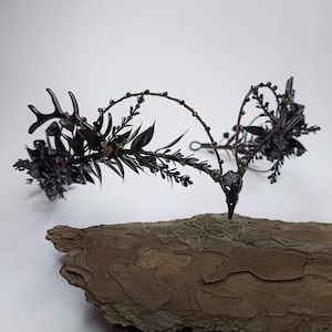 Raven skull tiara with black horns and leaves Gothic elven crown Dark fairy crown Witch headpiece