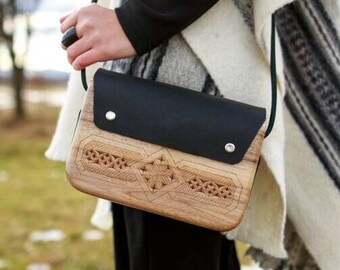 Wood leather shoulder bag, wood clutch, cross body clutch, wood and leather bag, mini crossbody bag, small clutch, wooden purse for women