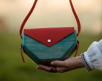 Green and red crossbody bag, wood and leather bag, cute crossbody bag, mini crossbody bag skinny strap, unique leather bag, crossbody bag