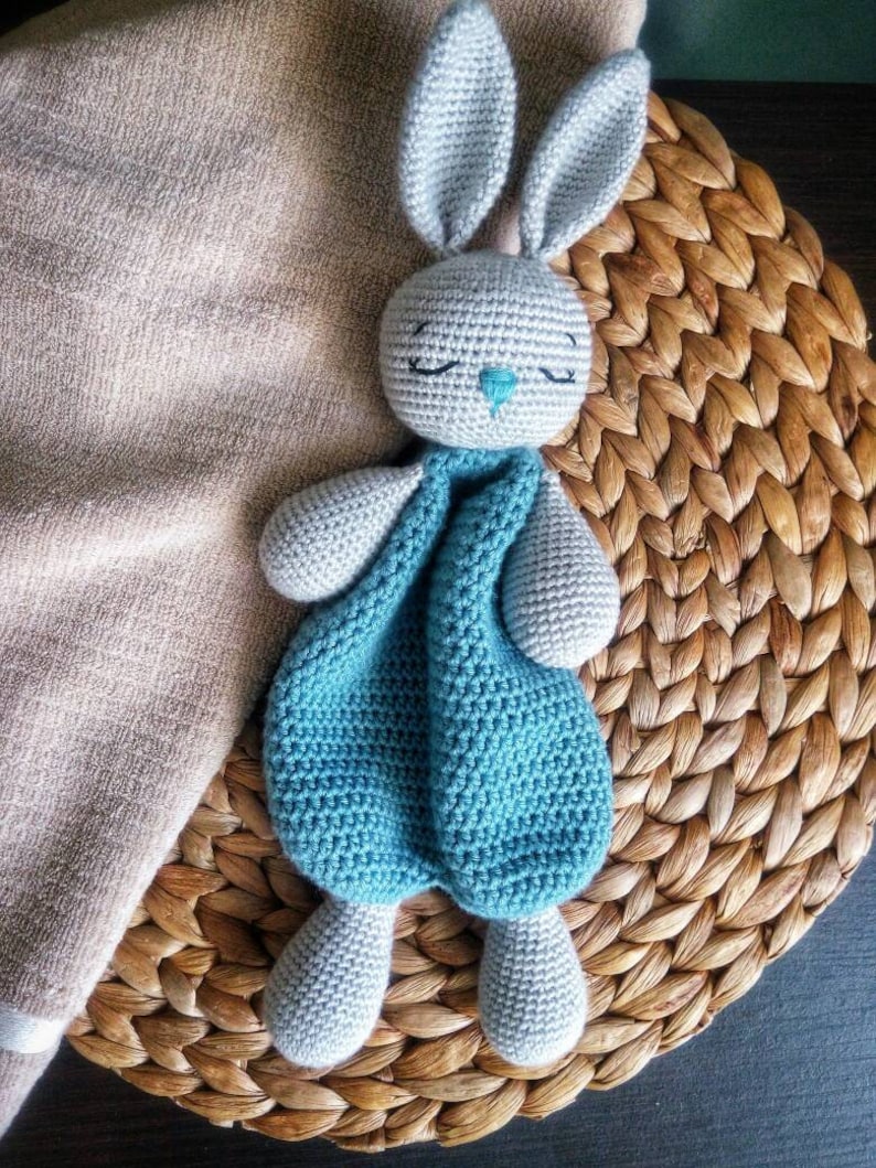 Crochet Bunny Lovey Pattern EN & ES, Cute Bunny Rabbit amigurumi Doll, Security Comfort Blanket Toy, gift for newborn tutorial PDF file image 8