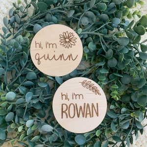 Bonjour, mon nom est signe, faire-part de naissance, signe d’annonce de nom de bébé, accessoire photo de nouveau-né, panneau de nom de bois de bébé, étiquette de nom de bois de nouveau-né