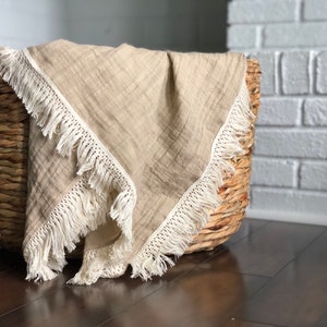 Boho Fransendecke, Boho Baby Swaddle, Boho Kinderbettwäsche, Baby Geschenk, Musselin Swaddle swt, Swaddle and Bow, Junge Swaddle Set, Krippendecke