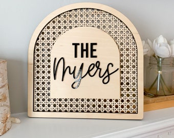 Rattan Bogenschild, Boho Wanddekoration, Rattan inspirierte Deko, Boho Kinderzimmer Schild, Rattan Wandbehang, Rattan Baby Namensschild, Holz Acryl Schild