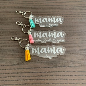 Mama keychain, mom keychain, gift for mom, custom keychain, Mothers Day gift, custom gifts for mom, wood keychain image 4