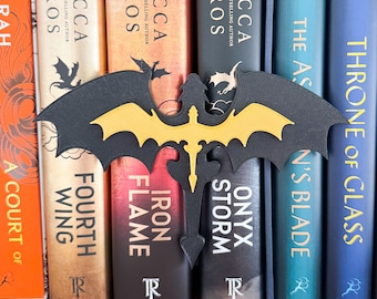 Fourth Wing Dragon Book insert, fourth wing bookshelf, dragon bookshelf decor, black and gold dragon figurines, dragon bookends, book nook