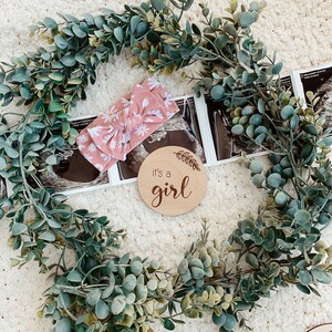 Gender reveal photo prop, baby announcement photo prop, birth announcement, maternity photo prop, its a girl wood sign, its a boy wood sign