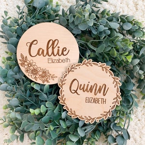Baby Name Plate, Newborn Name Sign, Floral Baby Name Plate, Baby Arrival Sign, Hospital Name Sign, Hospital Photo Prop, Baby Name Sign