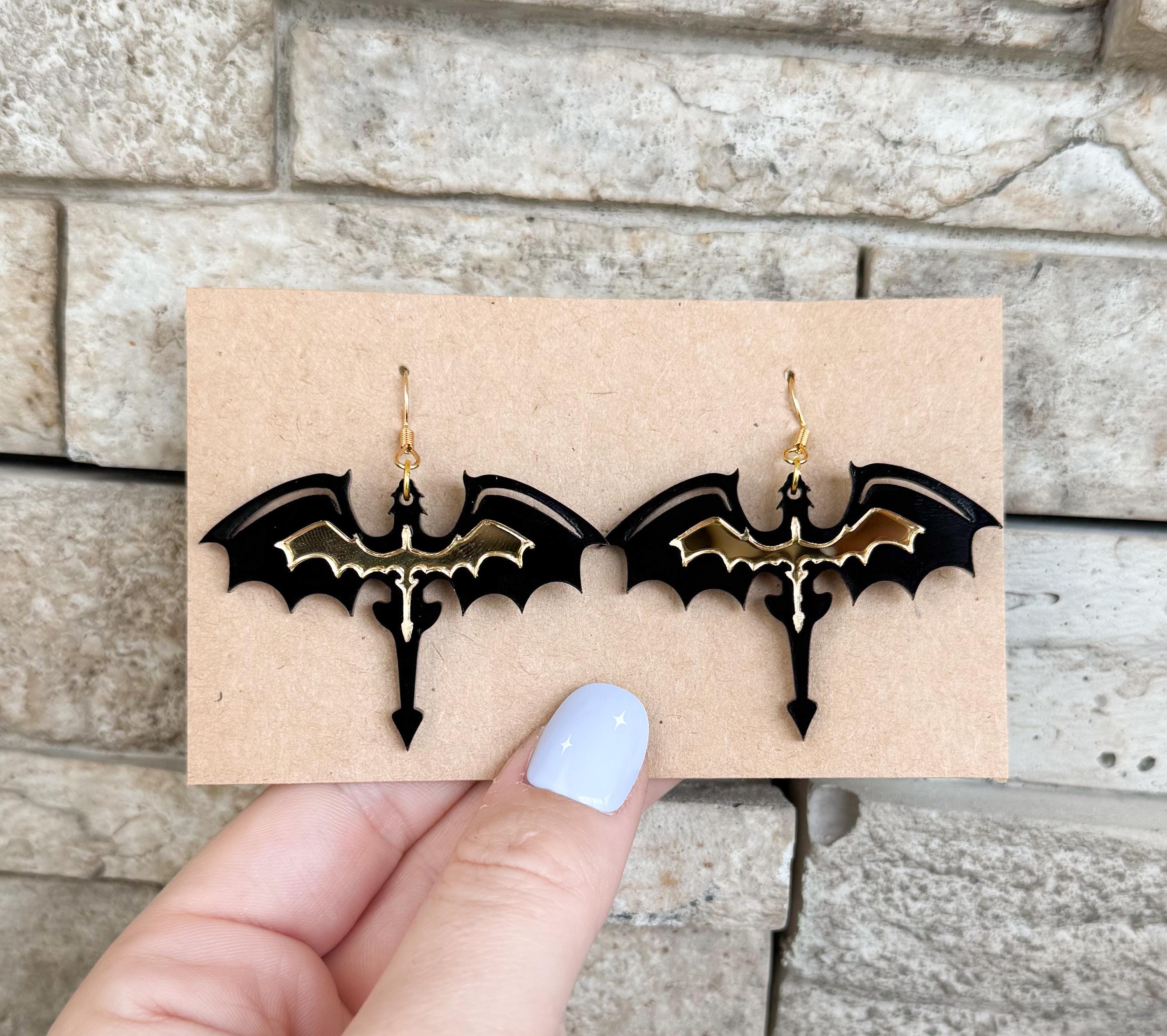 Dragon earrings, fantasy earrings, dragon jewelry, bookish gifts, black and gold dragon earrings, romantasy reader, dragon rider, fantasy
