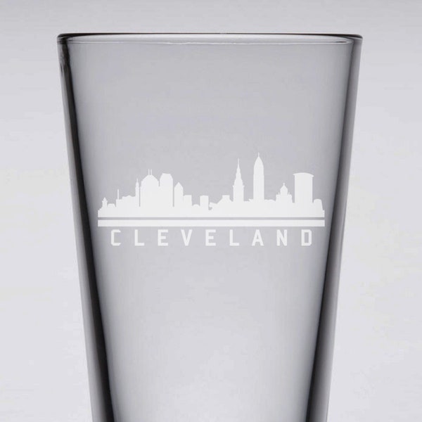 Cleveland Pint Glass / Engraved / Cleveland Ohio Gift / City Skyline / Etched Beer Glass