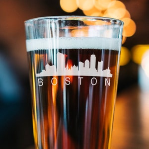 Engraved Boston Skyline Pint Glass - Boston Gift