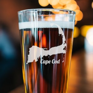 Cape Cod Pint Glass - Cape Cod Map Glass - Engraved Beer Glass - Cape Cod Gift