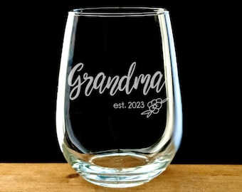 Grandma Wine Glass, Etched Stemless Wine Glass, Mother's Day Gift