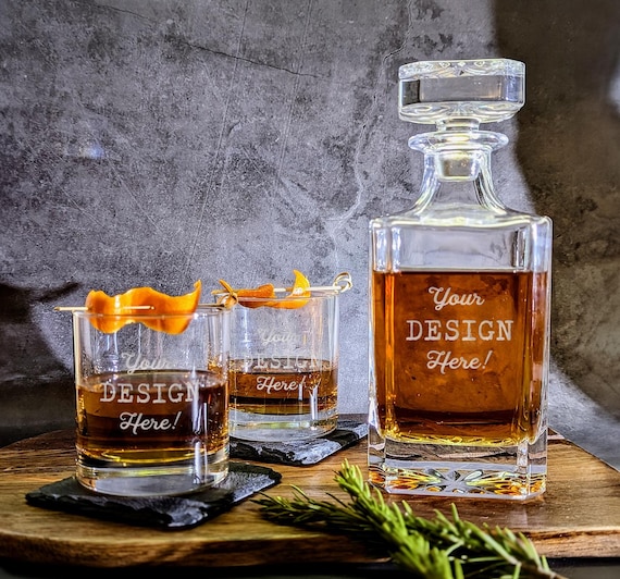 257 favorites and a hand-engraved claim set this apart — the corporate/groomsmen positioning and strong demand signal suggest a genuinely well-crafted piece people actually buy and gift.