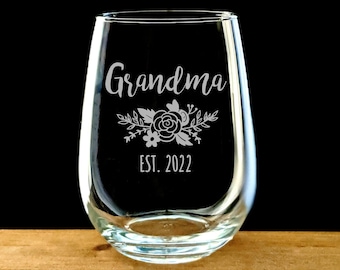 Grandma Gift I'm A Gigi What's Your Superpower Stemless Wine Glass 15Oz Birthday Grandmother Gigi Gift Idea for Mother's Day Grandma Wine Glass for Grandma Christmas Grandma Gift I'm A Gigi What's Your Superpower Stemless Wine Glass 15Oz Birthday Grandmother Gigi Gift Idea for Mother's Day Grandma Wine Glass for Grandma Christmas