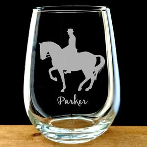 horse engraved wine glass, personalized dressage stemless wine glass, dressage, horse lover gift, equestrian wine glass, english rider