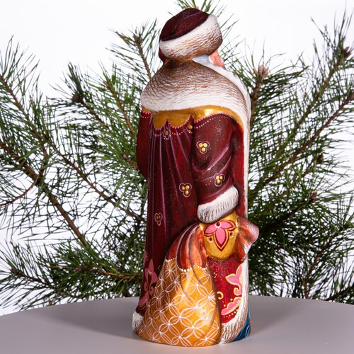 Wooden Santa Claus figurine 9 1/2