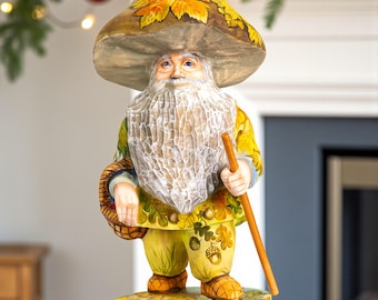 Gnomo hongo tallado en madera de 28 cm, hojas de roble, decoración de mesa