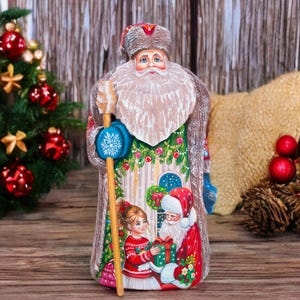 Wooden Hand Carved Santa Claus figurine 9&quot;, handmade Christmas Holiday home decoration indoor