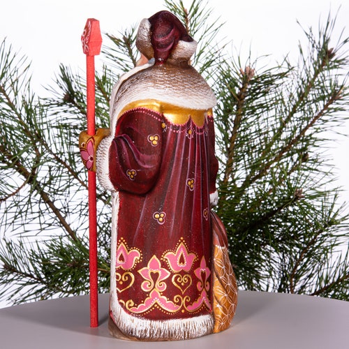 Wooden Santa Claus figurine 9 1/2