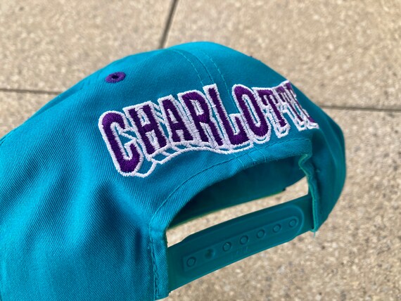 90s CHARLOTTE HORNETS Snapback Cap by G Cap / Vintage NBA 90s CHARLOTTE HORNETS Snapback Cap by G Cap / Vintage NBA