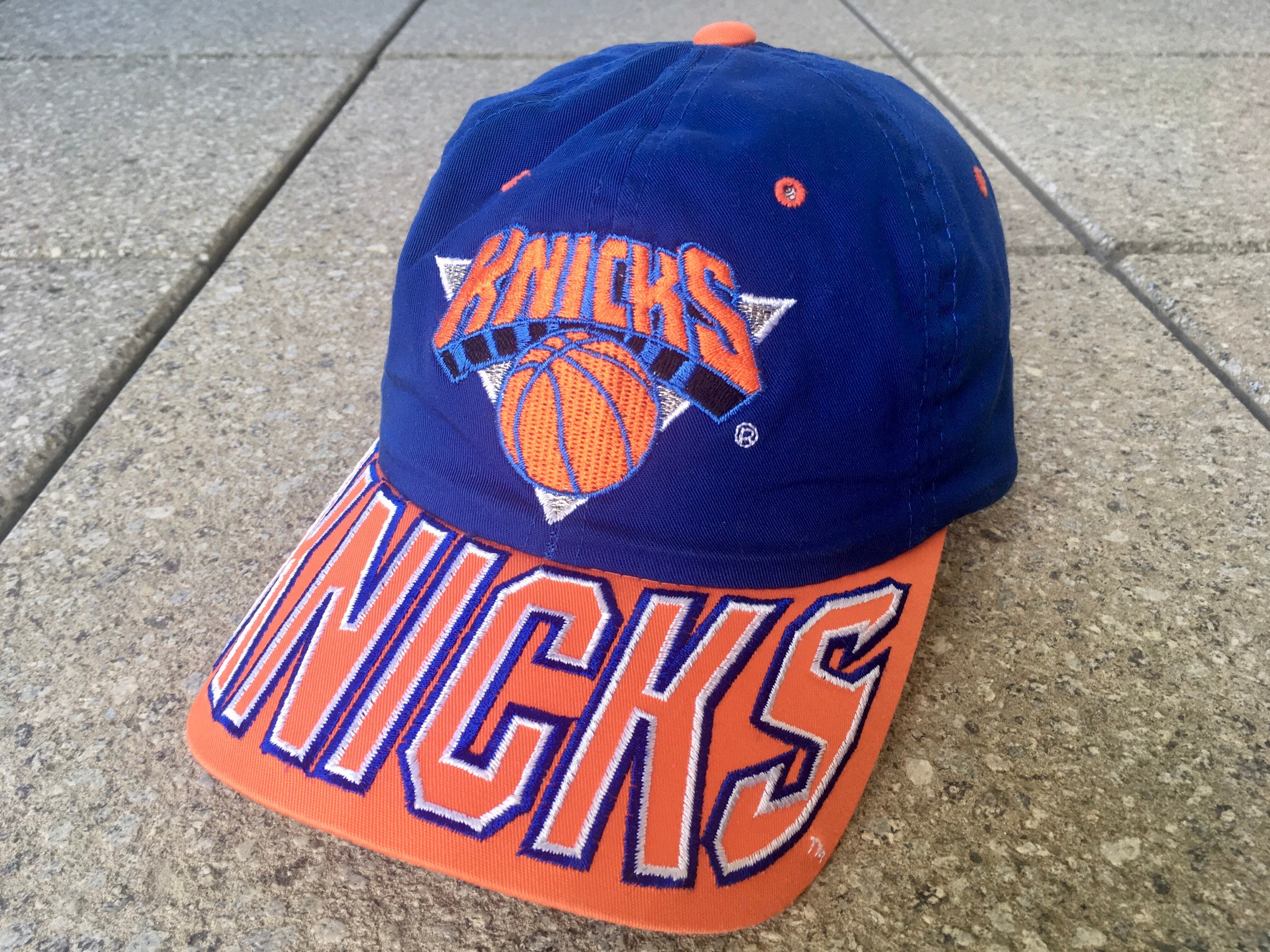 Pin by Suearay Matos on peças  New york knicks, Vintage new york