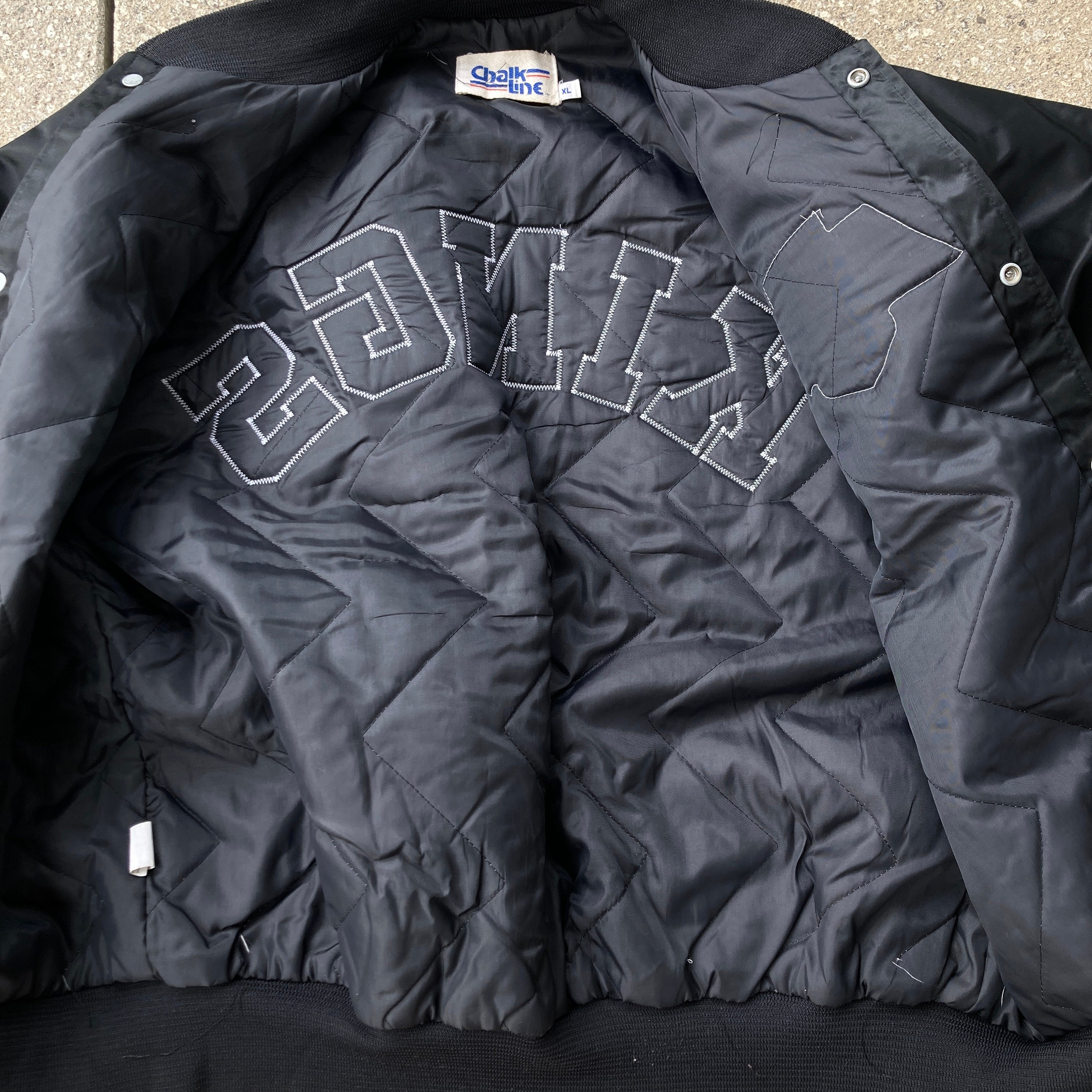 Rare 80s / 90s Los Angeles KINGS Jacket by Chalk Line / NHL Rare 80s / 90s Los Angeles KINGS Jacket by Chalk Line / NHL