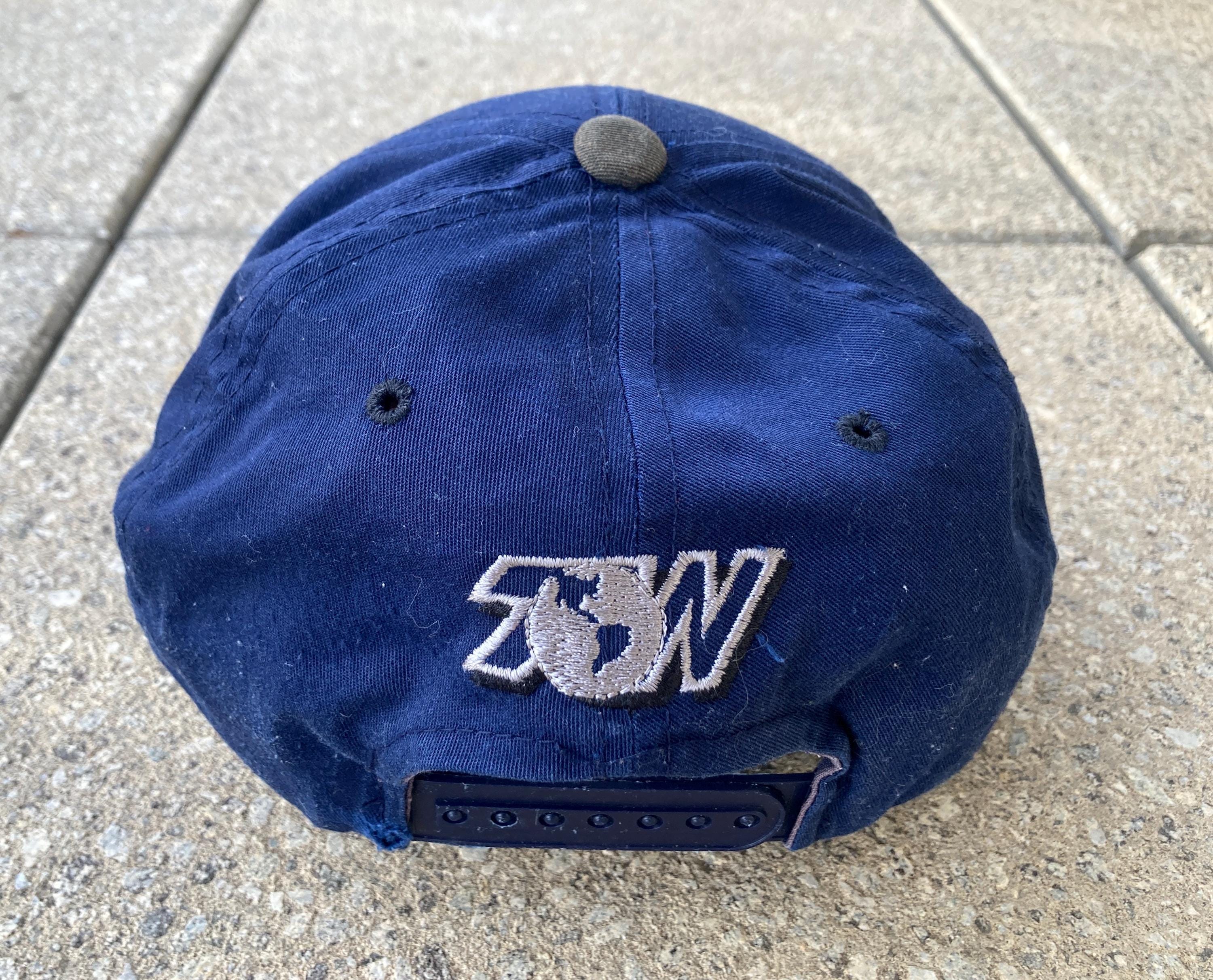90s GEORGETOWN HOYAS Snapback Cap / Hoyas Cap by Top of the World  display picture 1