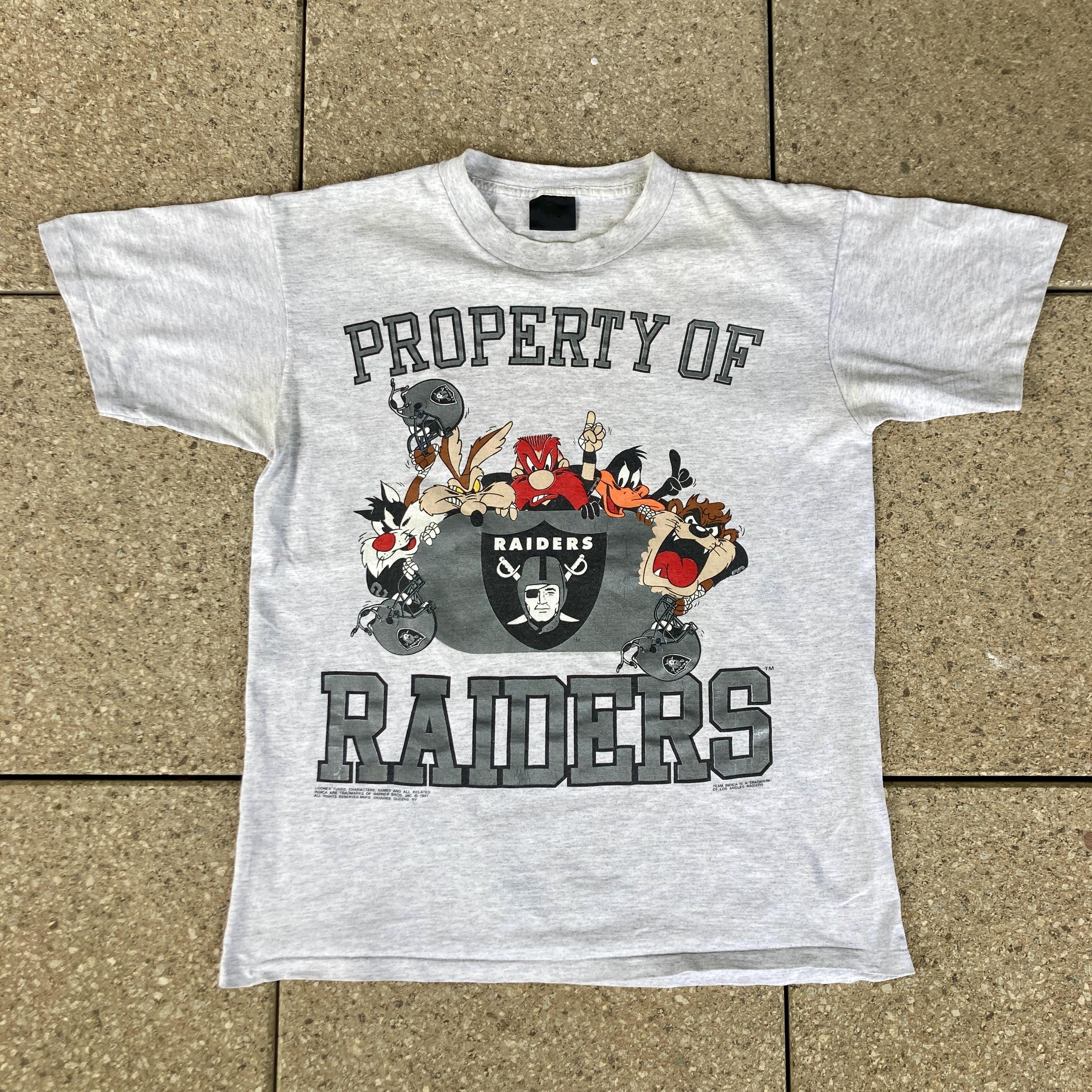 90s Los Angeles RAIDERS X Looney Tunes T-shirt / NFL Sportswear