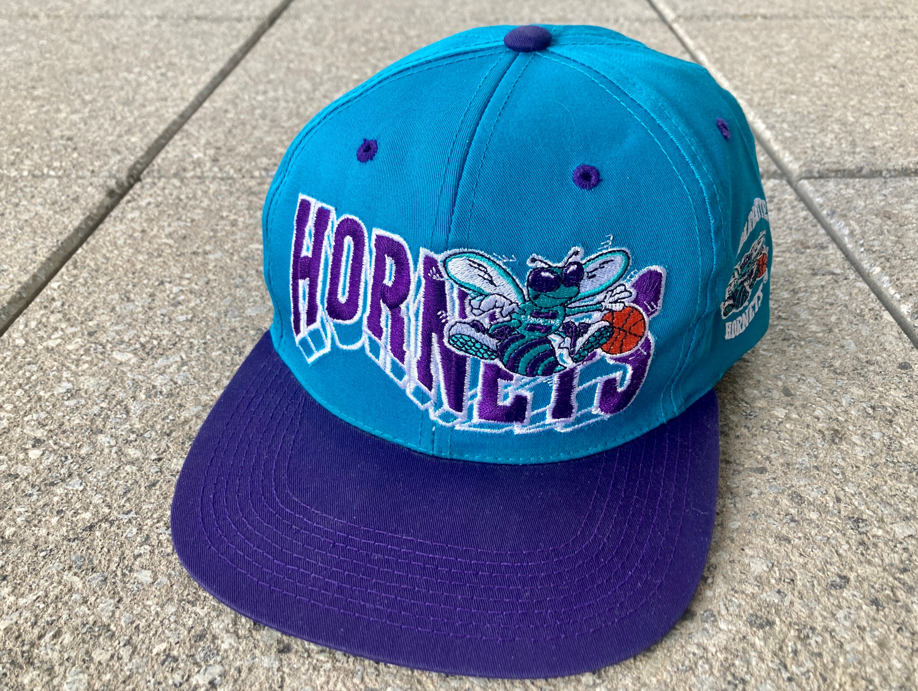 Starter - Casquette SnapBack Vintage NBA Charlotte Hornets Team 90s Hat Hiphop Premium Collection