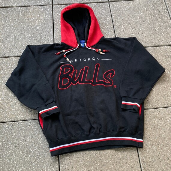 Bulls hoodie 2025