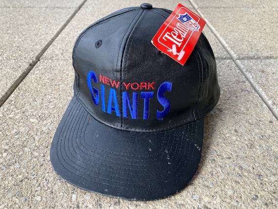 90s New York GIANTS Leather Snapback Cap by TEAM NFL / Beautiful