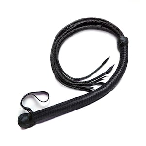 Leather Cat Flogger with Flexible Part 7 Tails