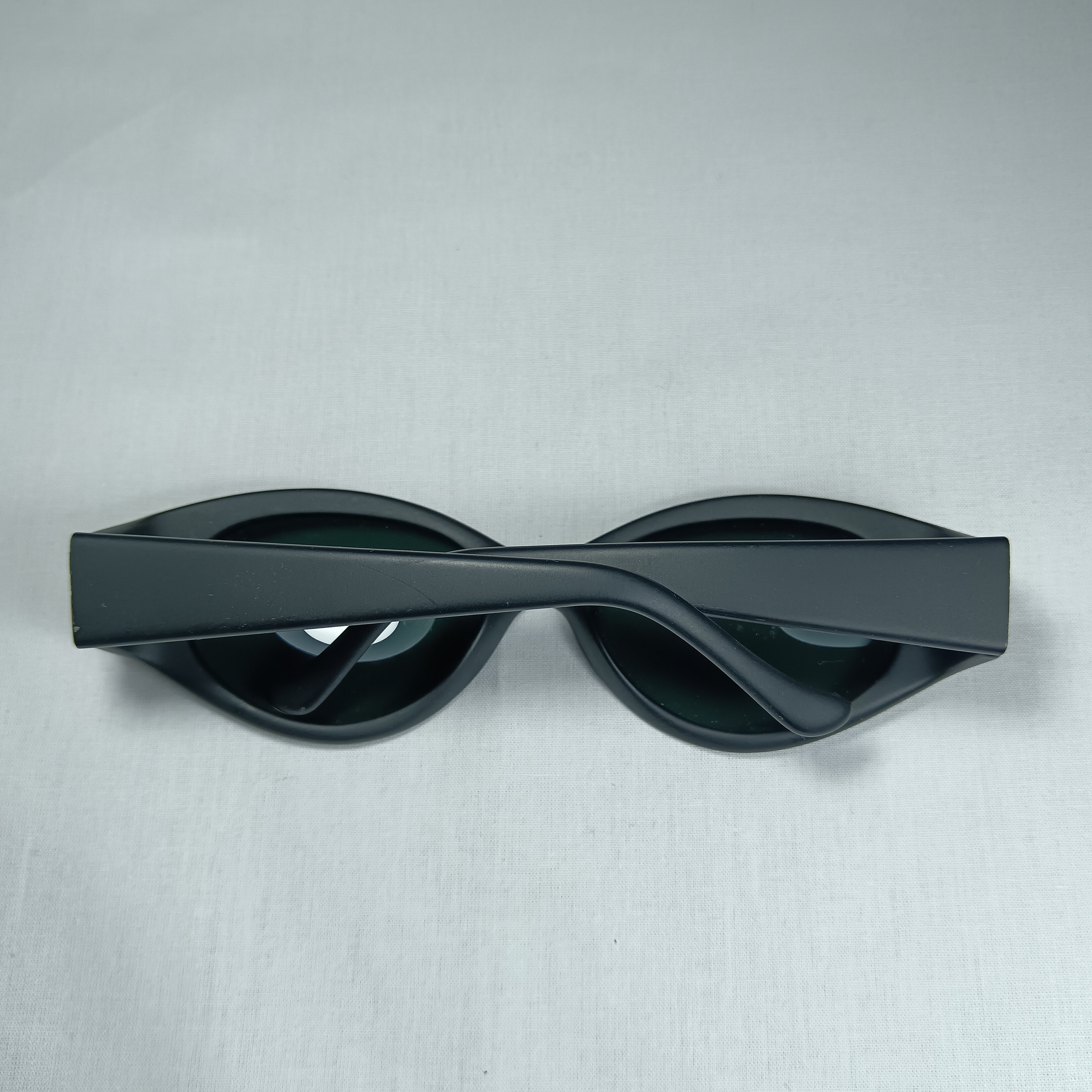 Vintage Polaroid Italian Black and White Cat-Eye Sunglasses Polaroid PLD 6246/S Cat Eye Sunglasses | Fashion Eyewear US main image 4