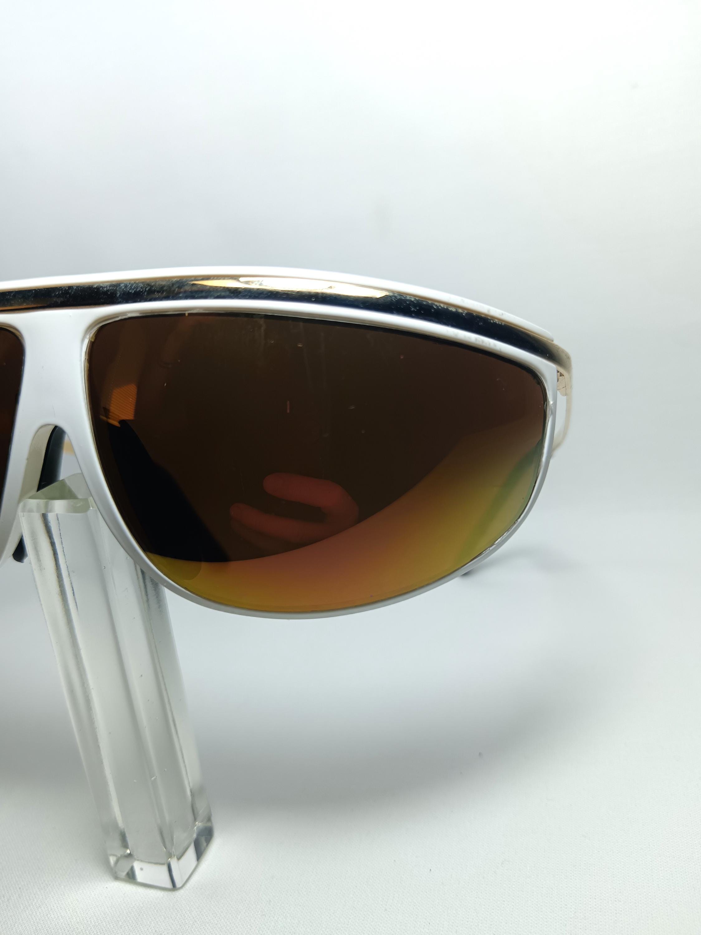 Vintage Mustang Sunglasses: Gold Plated, Arctic White Frame  display picture 2